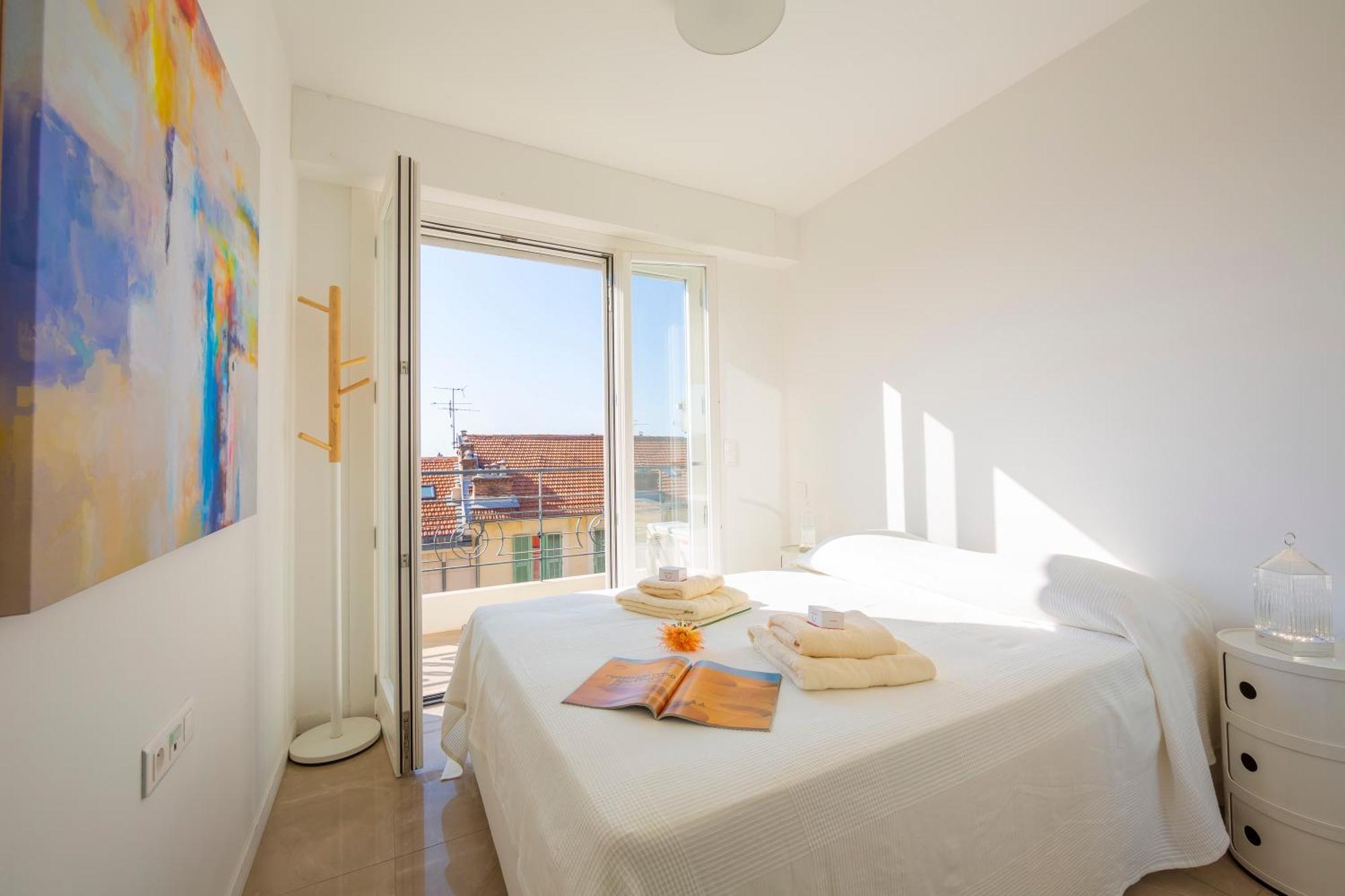 Apartment Rooftop At Palais De La Buffa - Happy Nizza